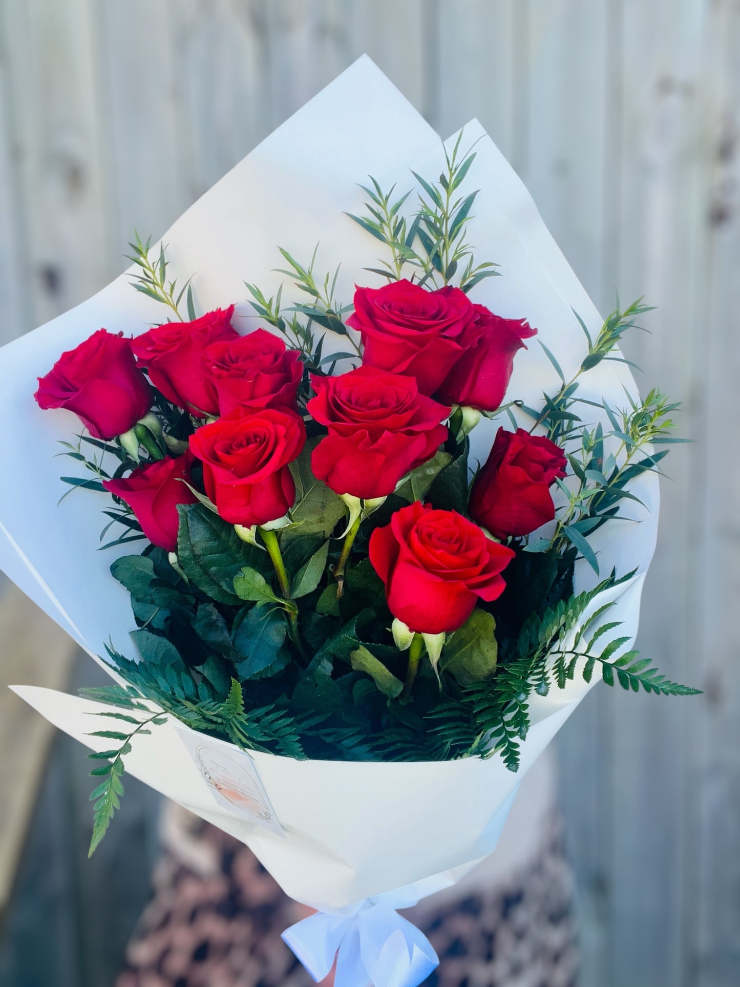 ROSES - TIMELESS ELEGANCE