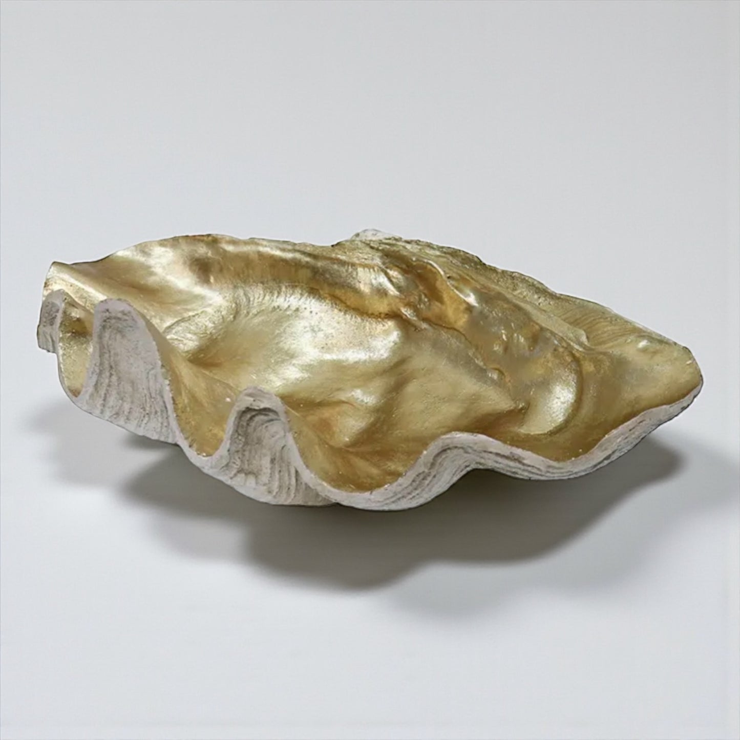 CHAMPAGNE CLAM SHELL DECORATIVE BOWL