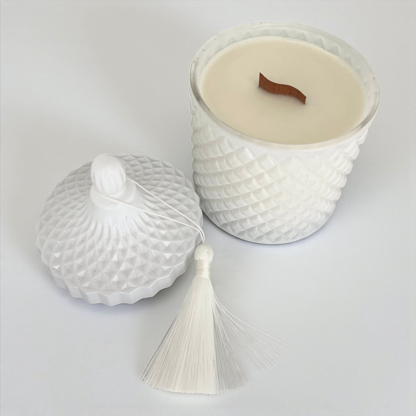 Luxury Hand-Poured Candle – Mangawhai