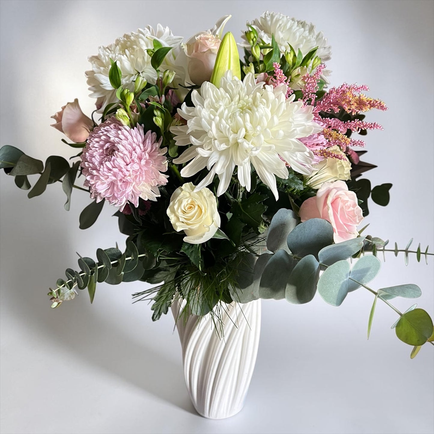 Porcelain 3D Vase – White