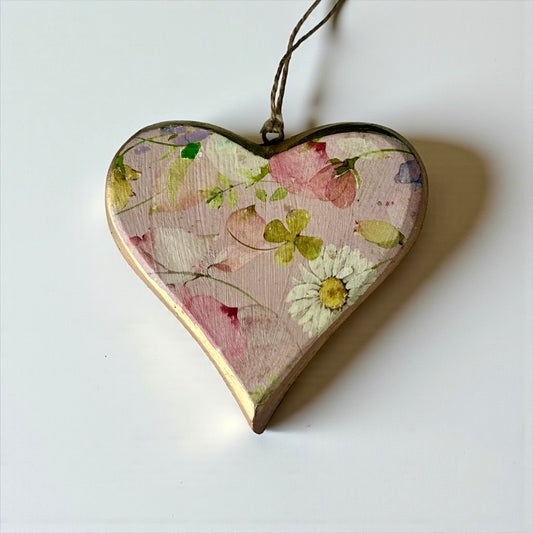 WOODEN VINTAGE HEART HANGER