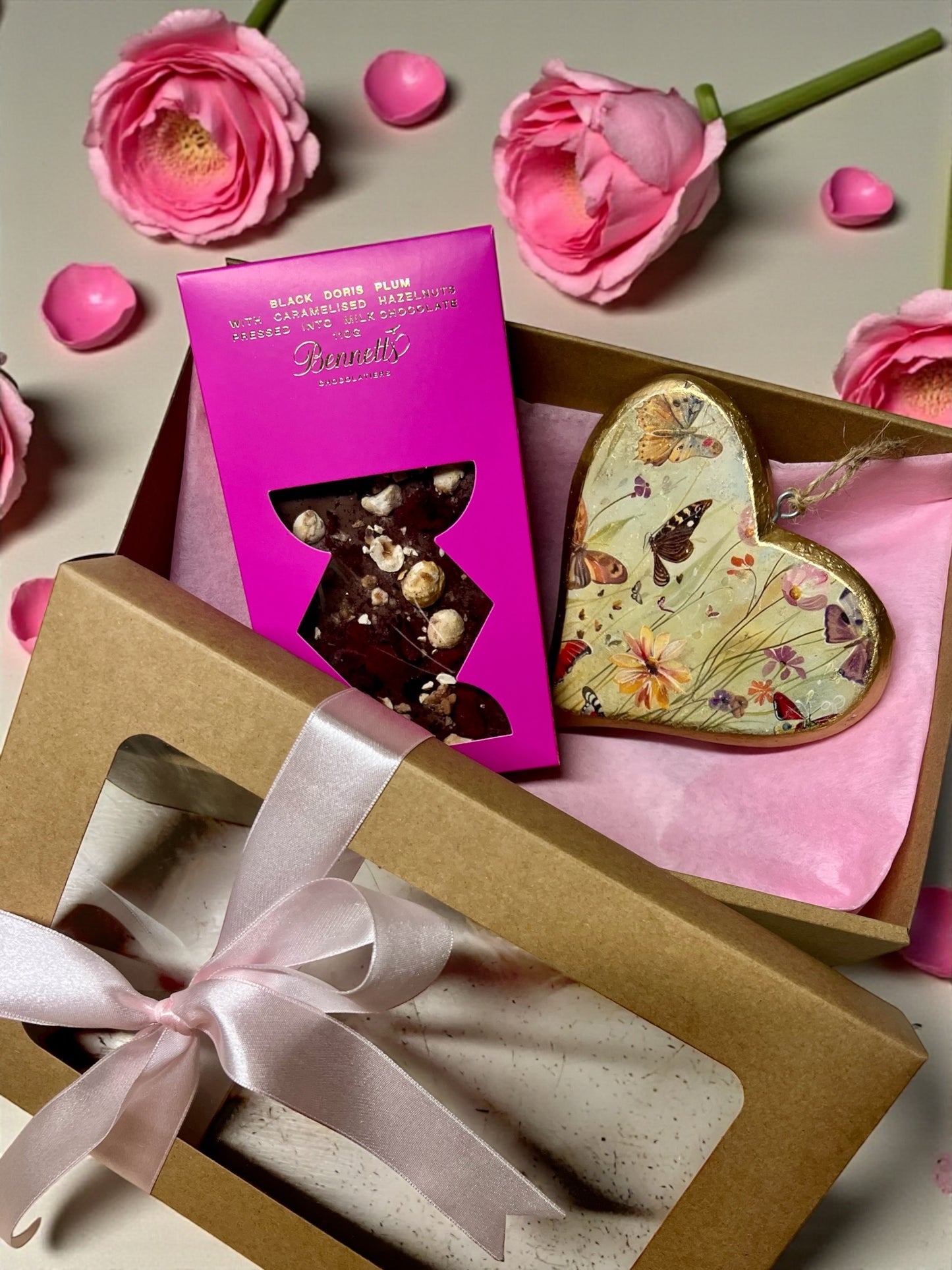 Valentine’s Signature Chocolate & Heart Box