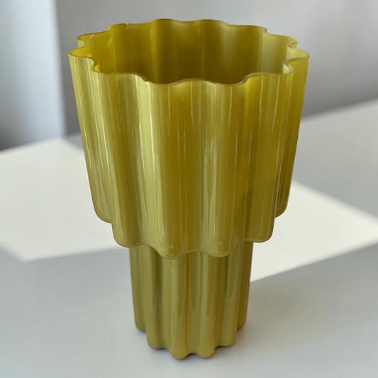 Glass vase