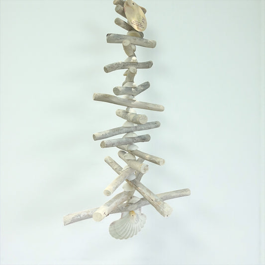 SHELL DRIFTWOOD HANGER